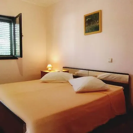 Apartment Ii Prvic Sepurine