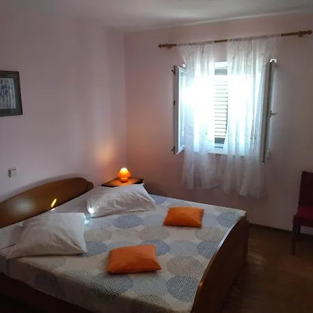 Apartment Ii Prvic Sepurine